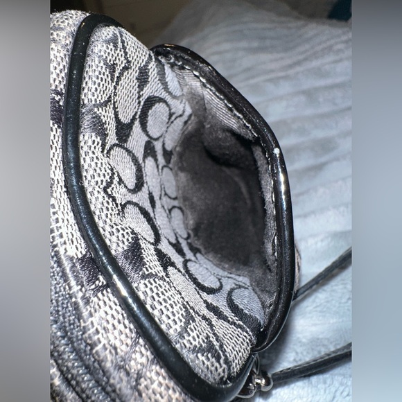 Coach Vintage Signature Monogram Wristlet - Picture 3 of 16